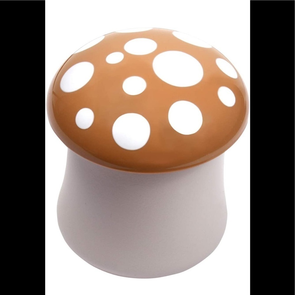 Hutzler Mushroom Saver or Storage Container Brown/Toadstool Style